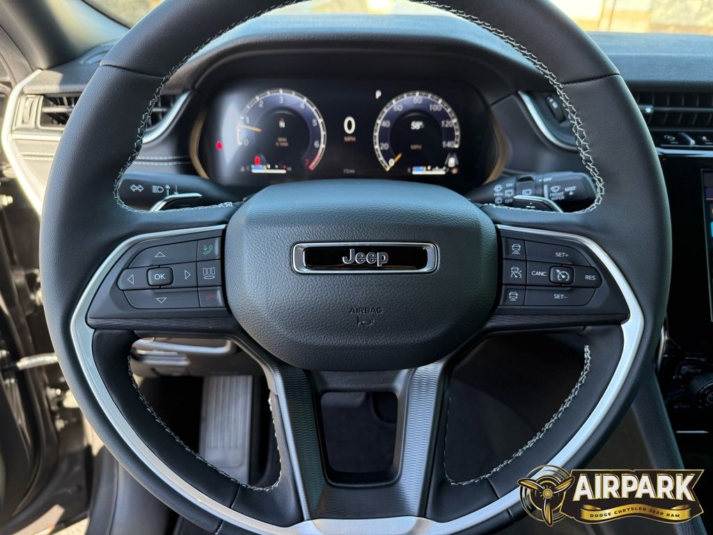 New 2025 Silver Zynith Jeep Laredo image 18