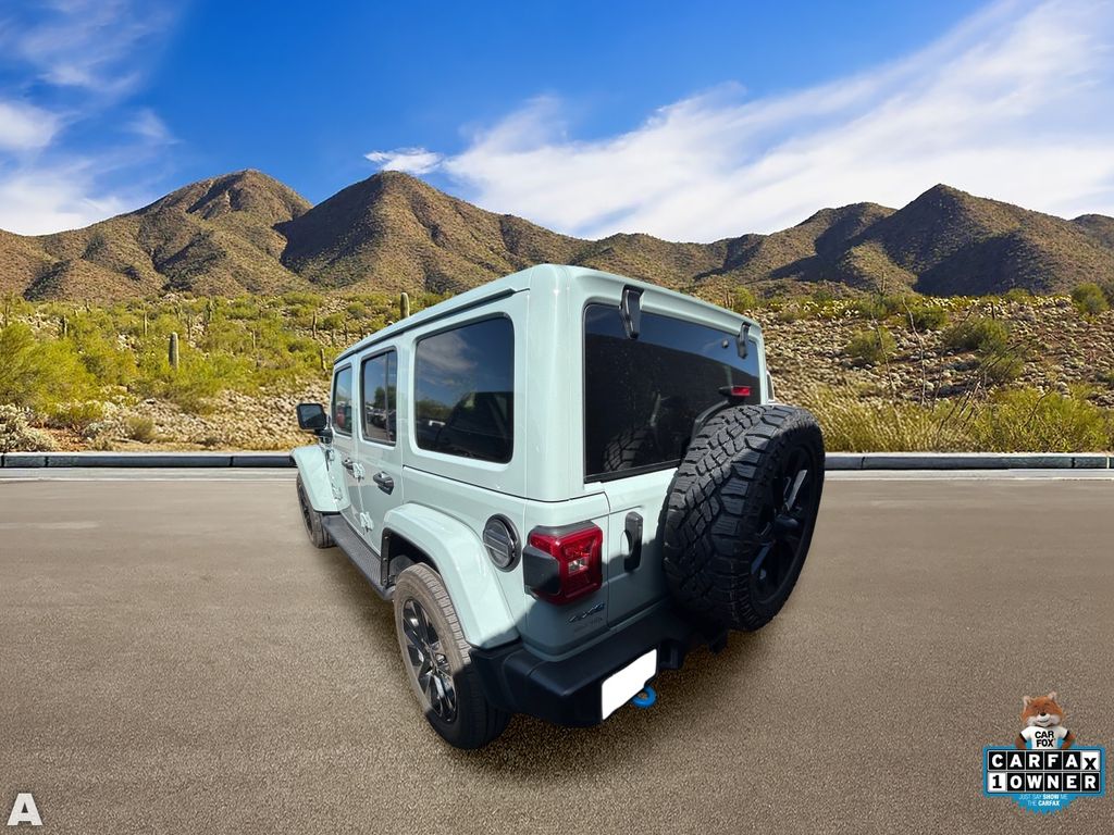 Used 2024 Earl Clearcoat Jeep Sahara 4xe image 2