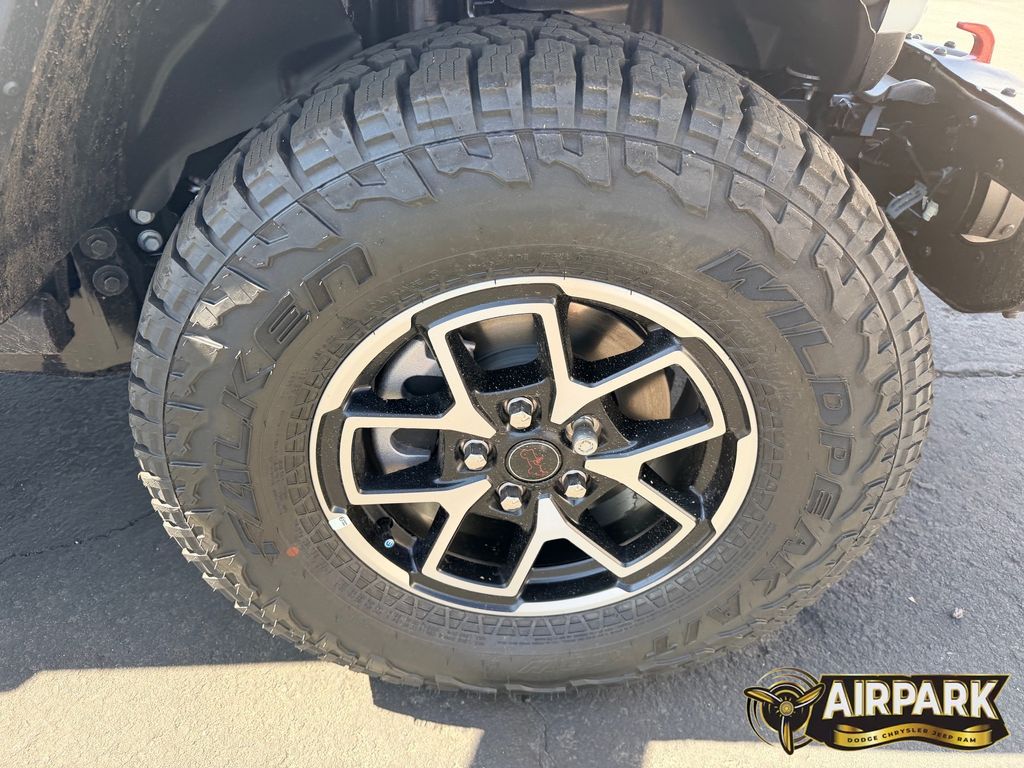 New 2026 Bright White Jeep Rubicon image 10