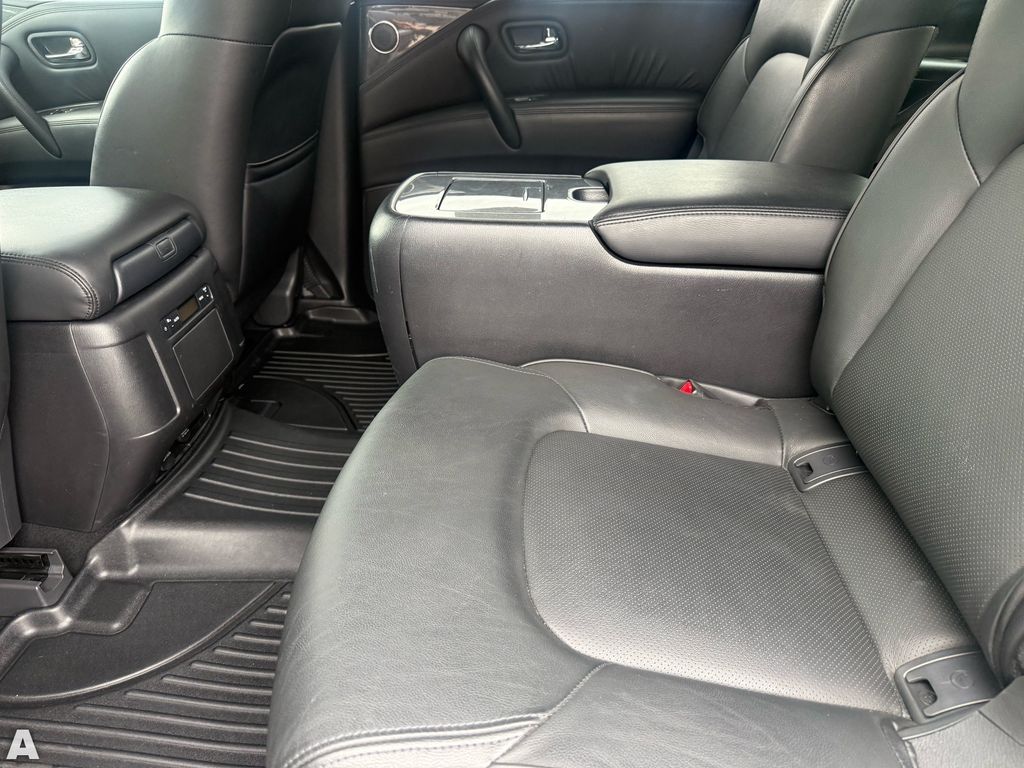 Used 2022 Aspen White Tricoat Nissan SL image 26