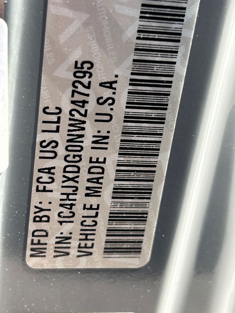 Certified Used 2022 Sting-Gray Clearcoat Jeep Unlimited Willys image 30
