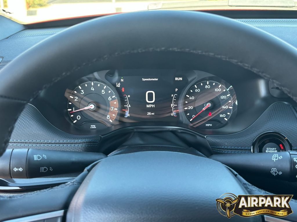 New 2026 Red Hot Pearlcoat Jeep Latitude image 12