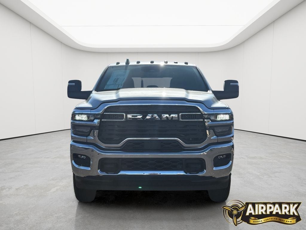 New 2026 Silver Zynith Ram Tradesman image 9