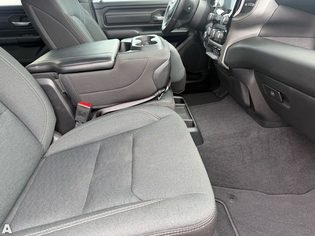 Used 2025 Diamond Black Crystal Pearlcoat Ram Tradesman image 30