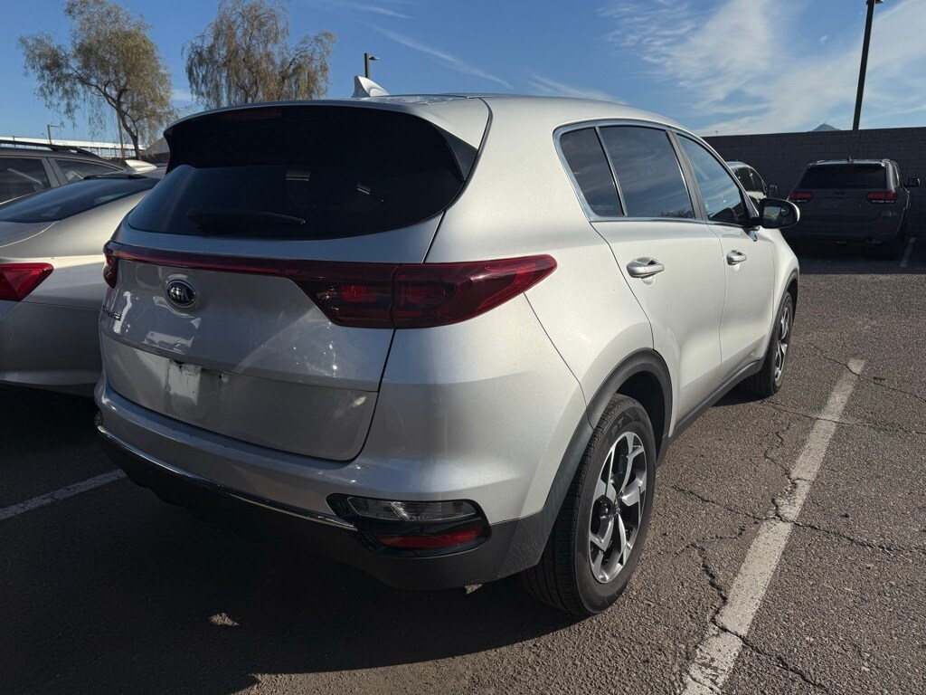 2020 Kia Sportage LX photo 3