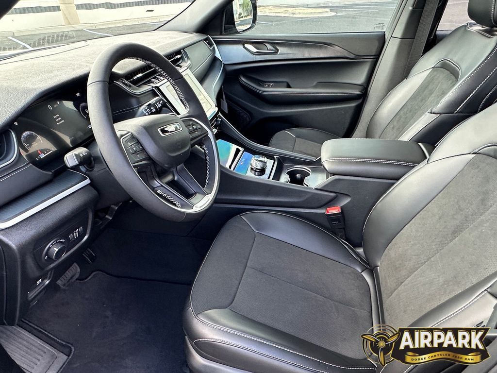 New 2025 Silver Zynith Jeep Laredo image 15