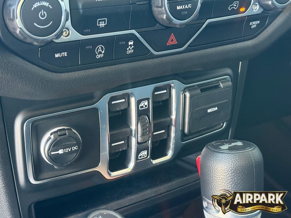 New 2025 41 Jeep Sport image 18