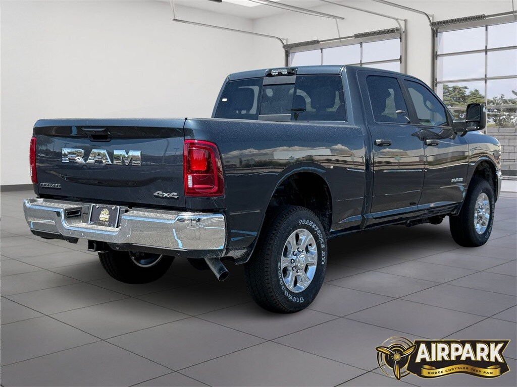 2026 Ram 2500 Big Horn photo 4
