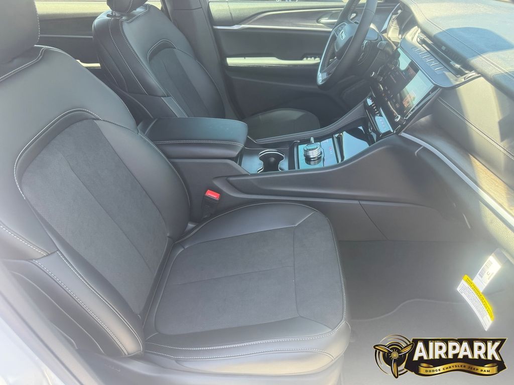 New 2026 Bright White Jeep Laredo image 10
