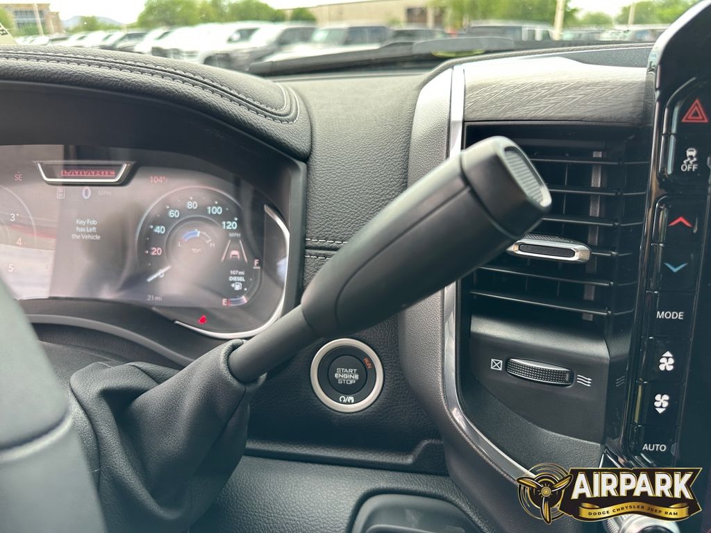 New 2026 Diamond Black Crystal Pearlcoat Ram Laramie image 20