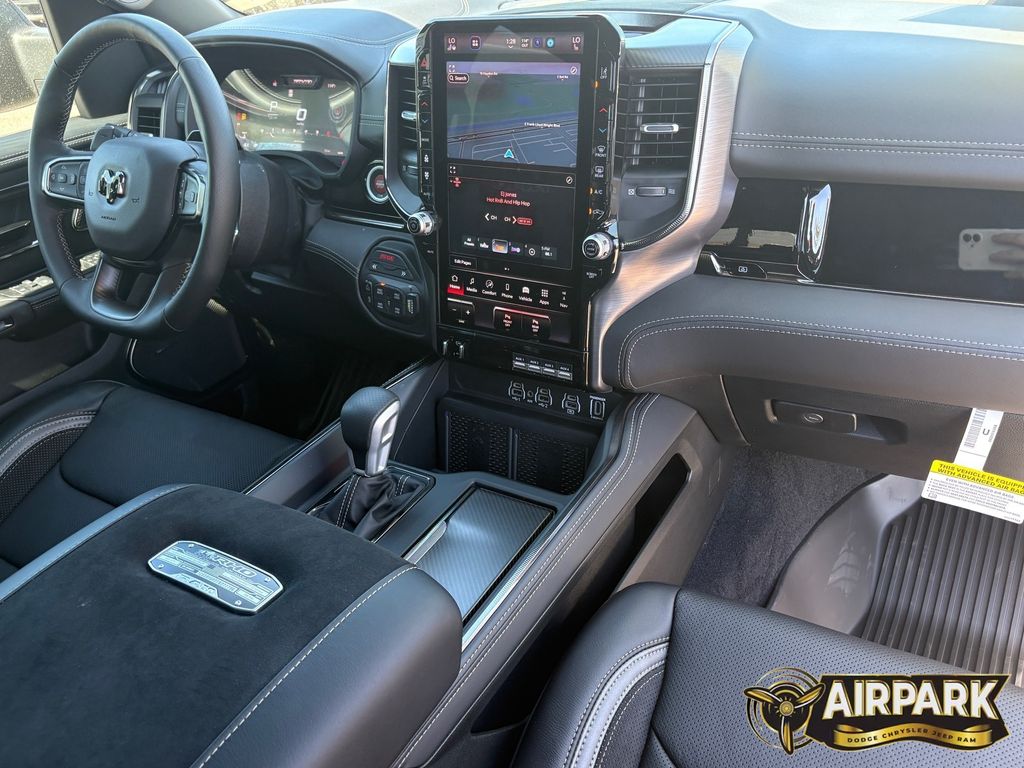 New 2026 Diamond Black Crystal Pearlcoat Ram RHO image 10