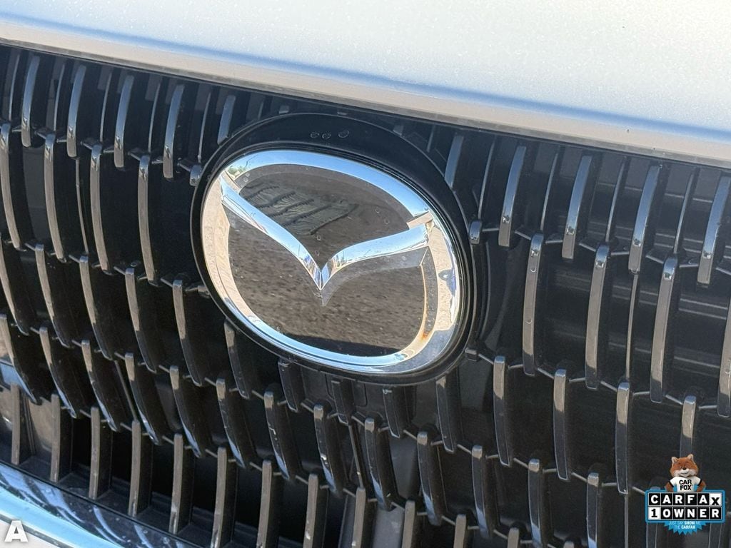 Used 2024 Platinum Mazda 3.3 Turbo Preferred Plus image 32