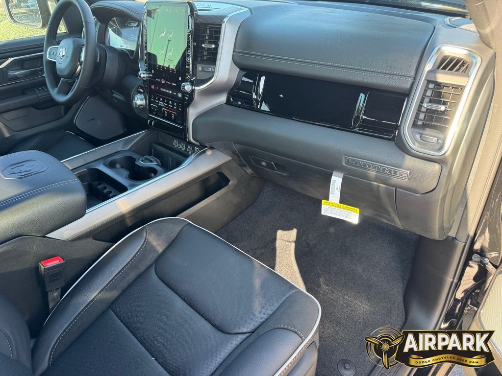 New 2026 Diamond Black Crystal Pearlcoat Ram Laramie image 11
