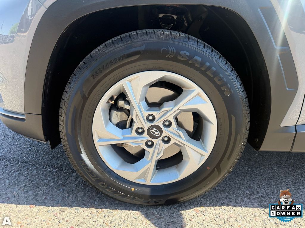 Used 2024 Gray Hyundai SEL image 10