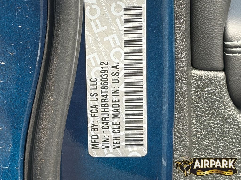 New 2026 Fathom Blue Pearlcoat Jeep Limited image 31