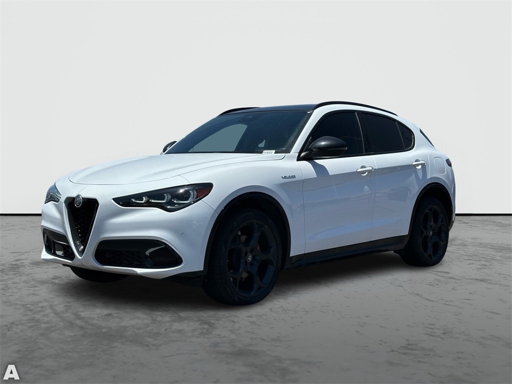 2024 Alfa Romeo Stelvio