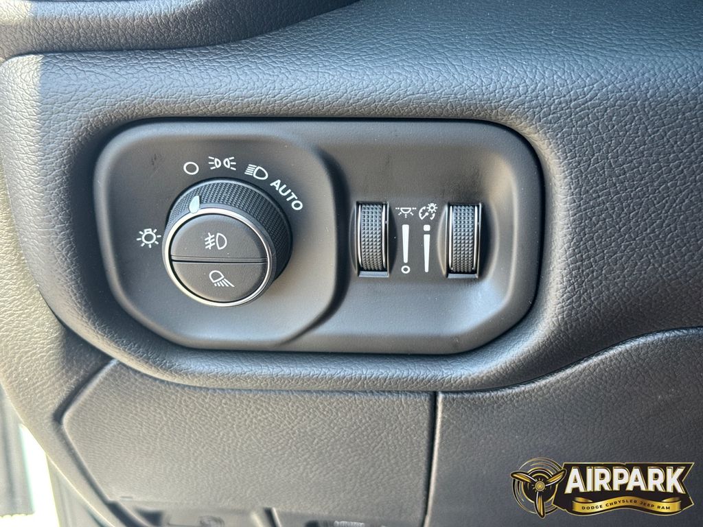 New 2026 Bright White Ram Laramie image 32
