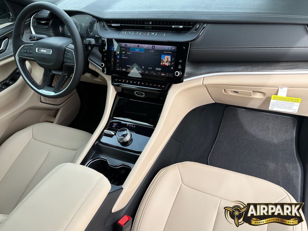 New 2026 Bright White Jeep Limited image 10