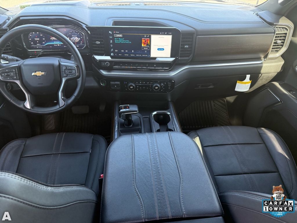 Used 2025 Black Chevrolet High Country image 26