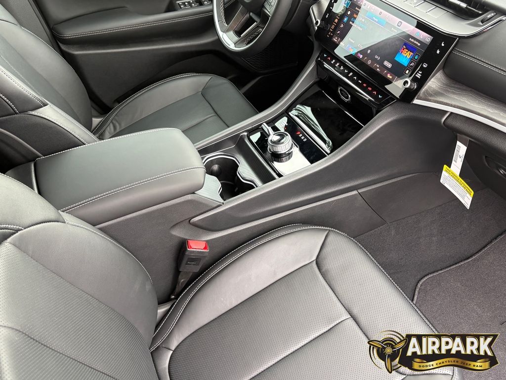 New 2026 Baltic Gray Jeep Limited image 11