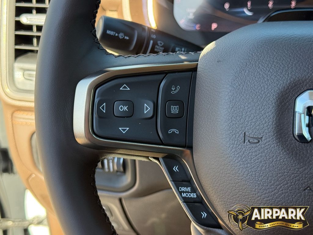 New 2026 Diamond Black Crystal Pearlcoat Ram Limited image 18