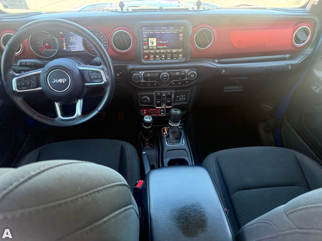 Used 2021 Hydro Blue Pearlcoat Jeep Rubicon image 27