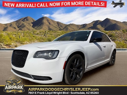 2020 Chrysler 300 Touring Sedan