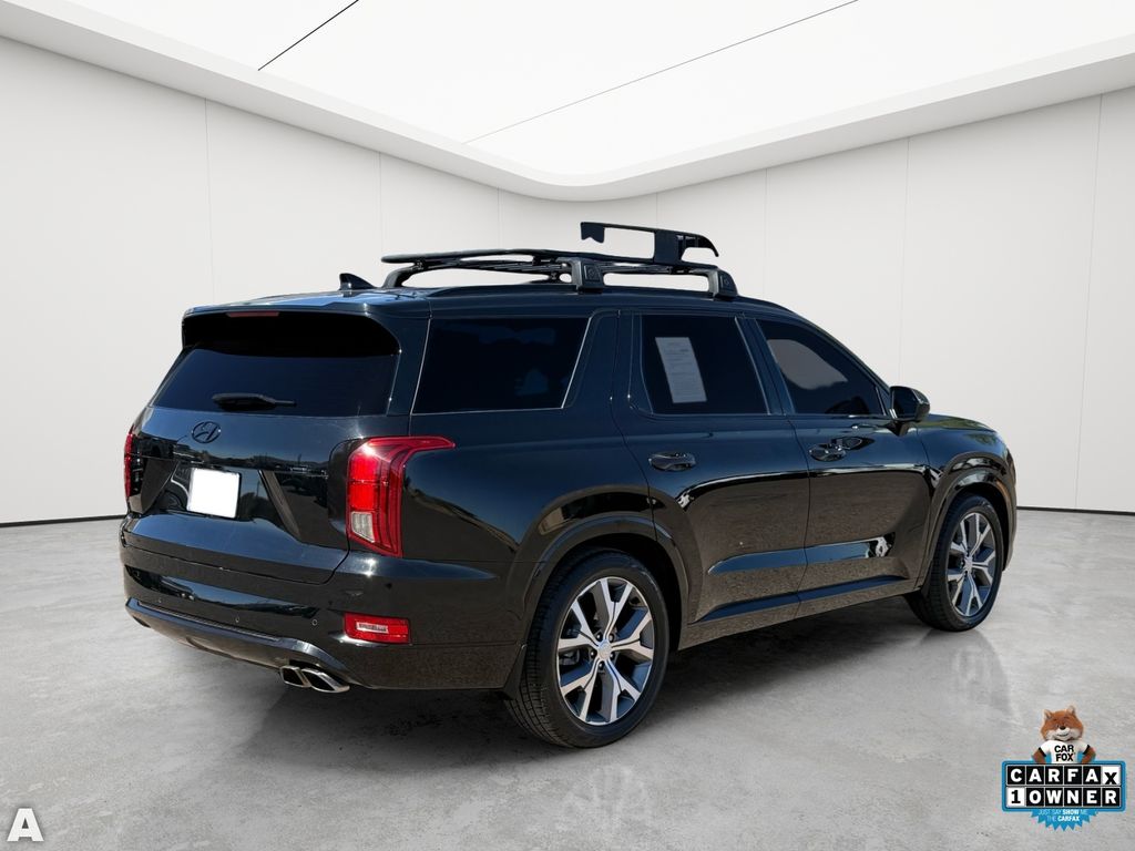 Used 2022 Abyss Black Pearl Hyundai Limited image 7