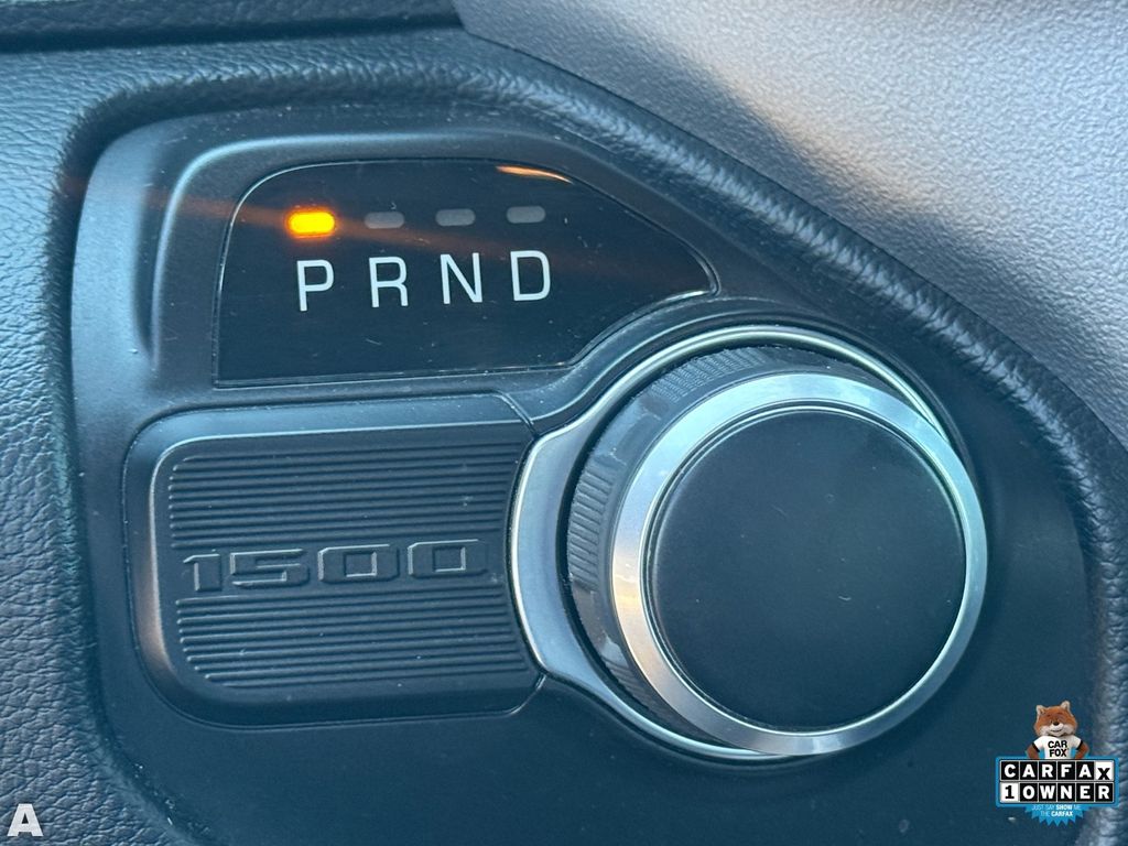 Used 2022 Granite Crystal Metallic Clearcoat Ram Big Horn/Lone Star image 24