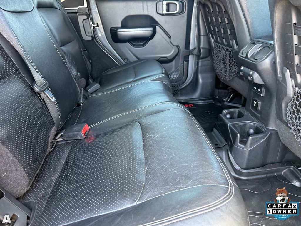 Used 2019 Sting-Gray Clearcoat Jeep Unlimited Rubicon image 28