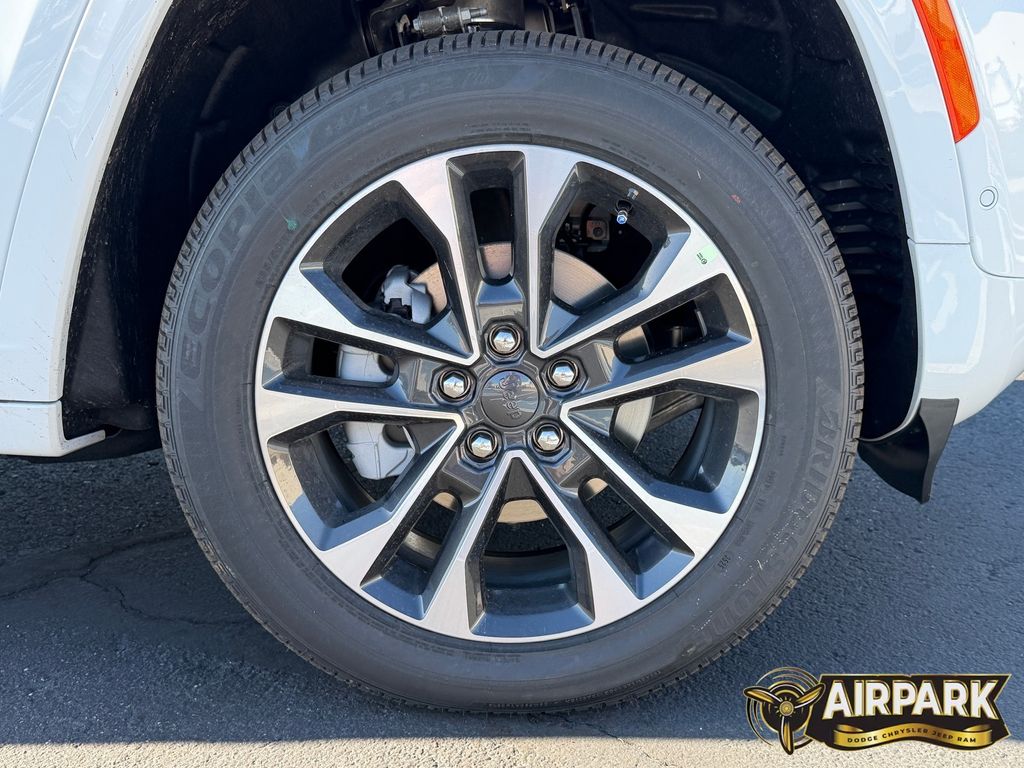 New 2025 Bright White Jeep Overland image 10