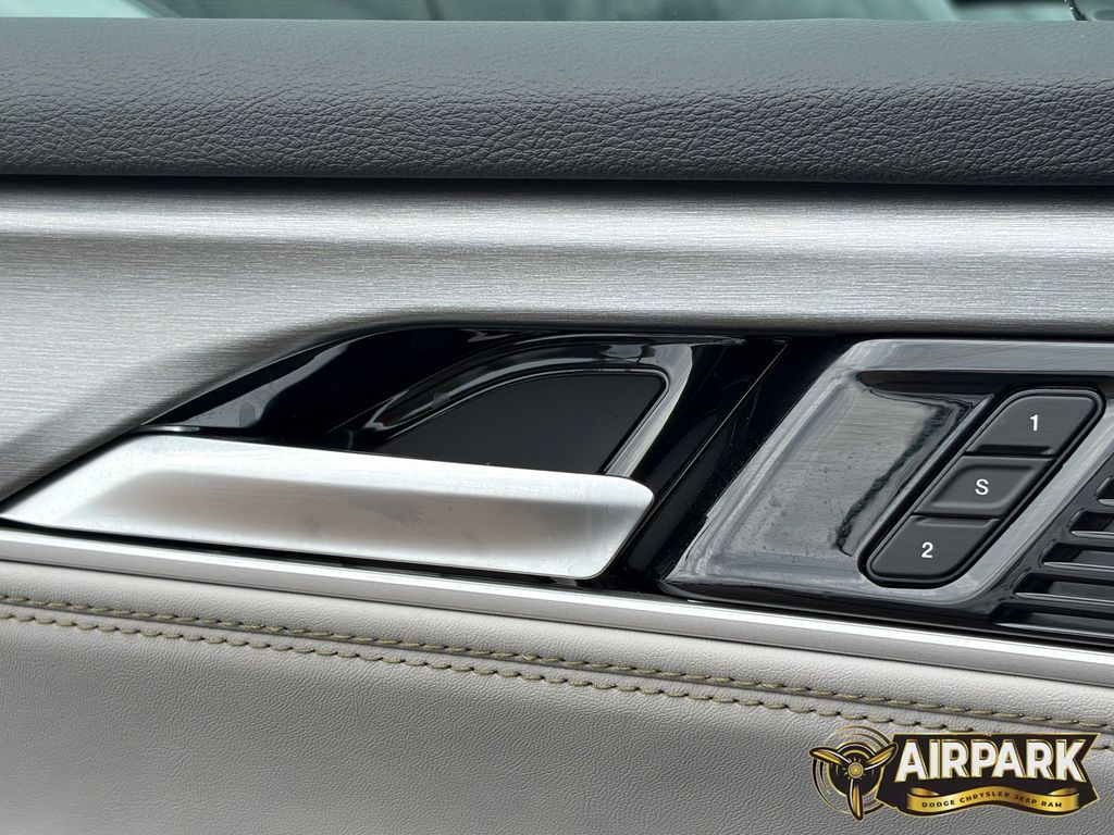 New 2026 Baltic Gray Jeep Base image 22