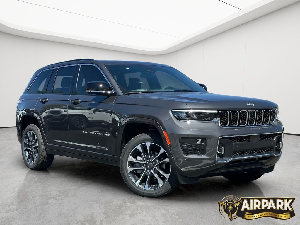 New 2025 Baltic Gray Jeep Overland image 2