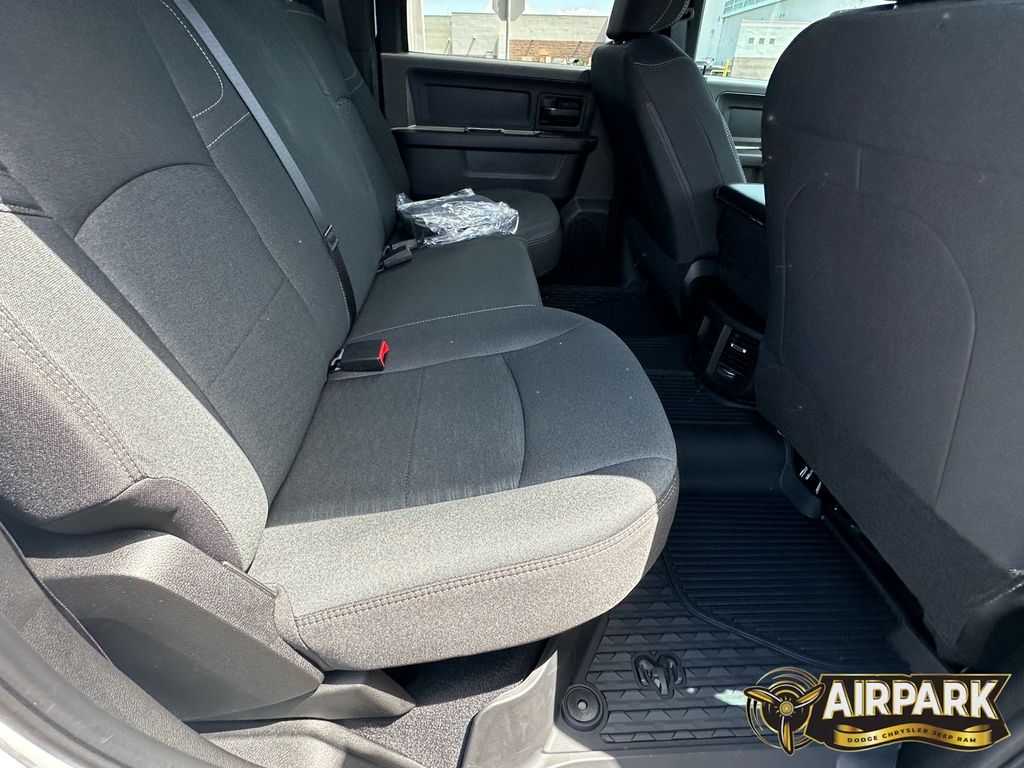 New 2025 Bright White Ram Tradesman image 13