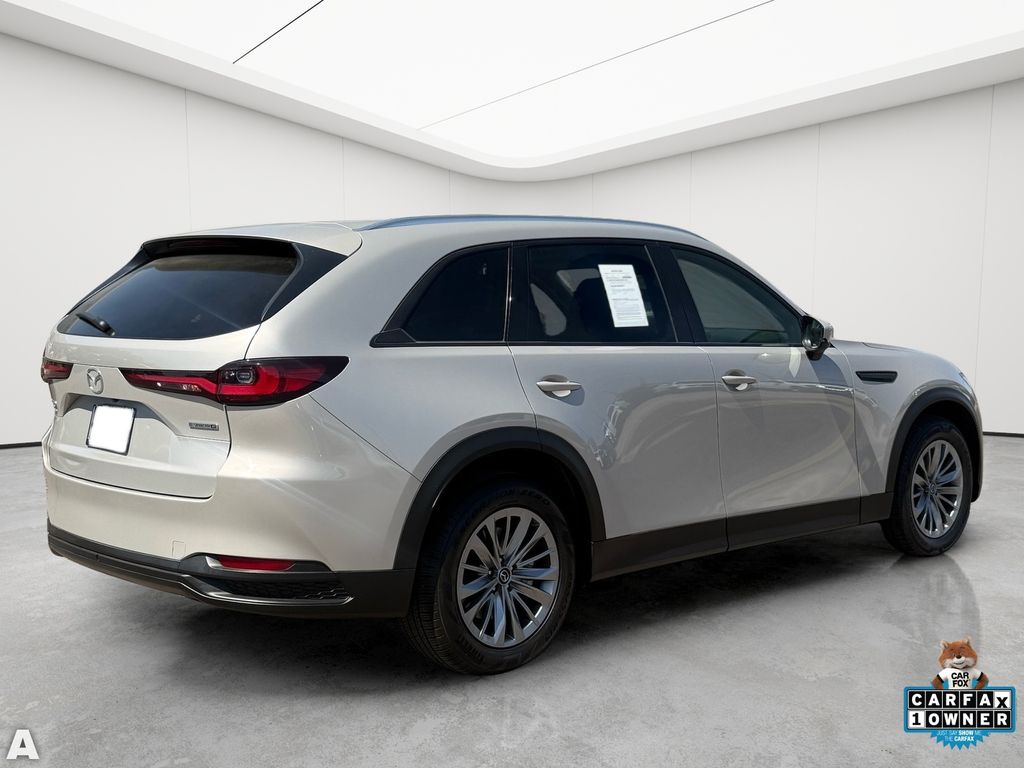 Used 2024 Platinum Mazda 3.3 Turbo Preferred Plus image 7