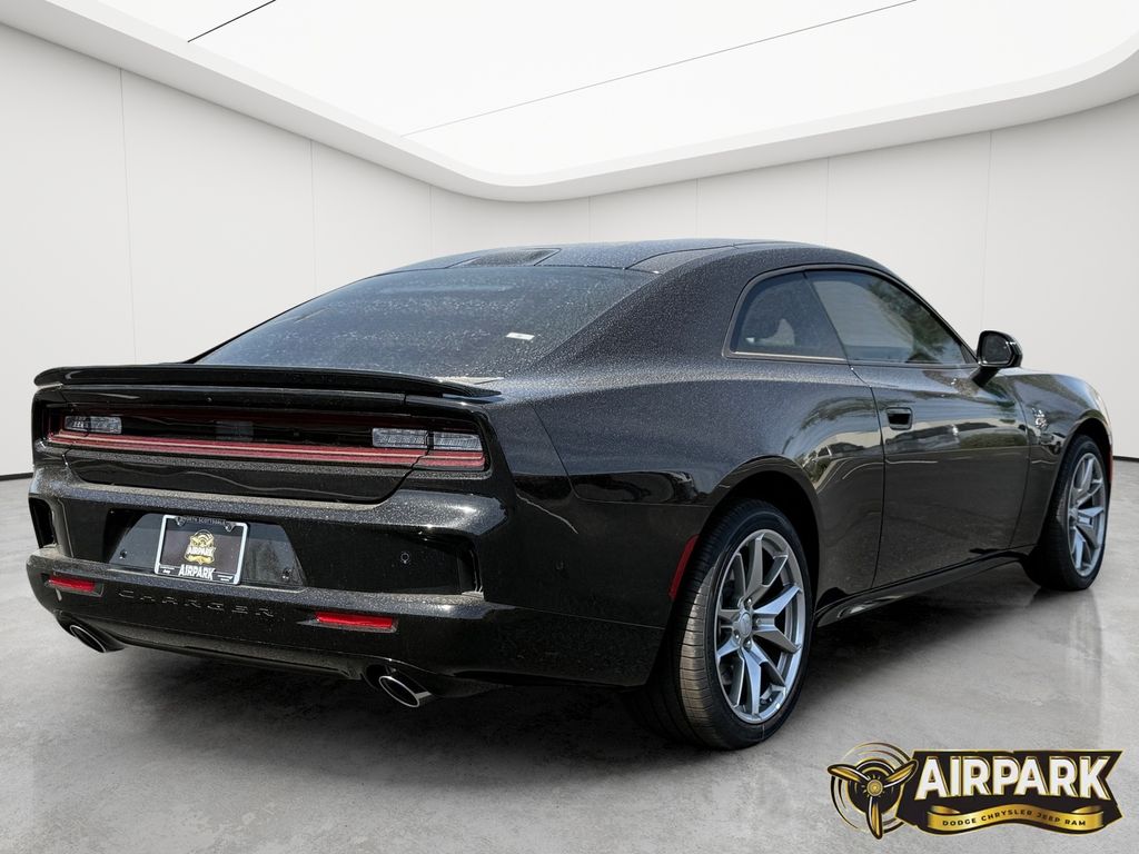 New 2026 Diamond Black Crystal Pearlcoat Dodge Scat Pack image 4