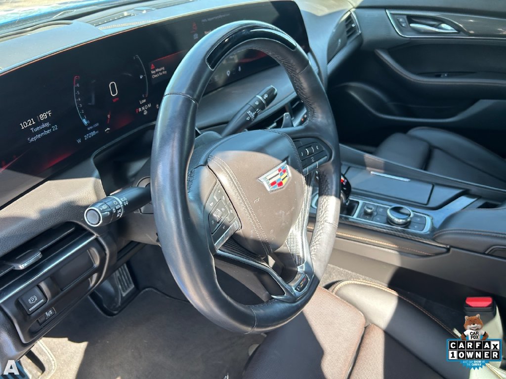 Used 2025 Coastal Blue Metallic Cadillac V-Series image 20