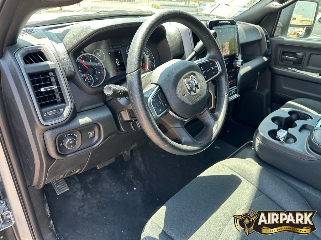 New 2026 Silver Zynith Ram Tradesman image 14