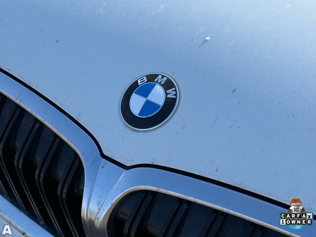 2023 BMW 3 Series 330i - Photo 7