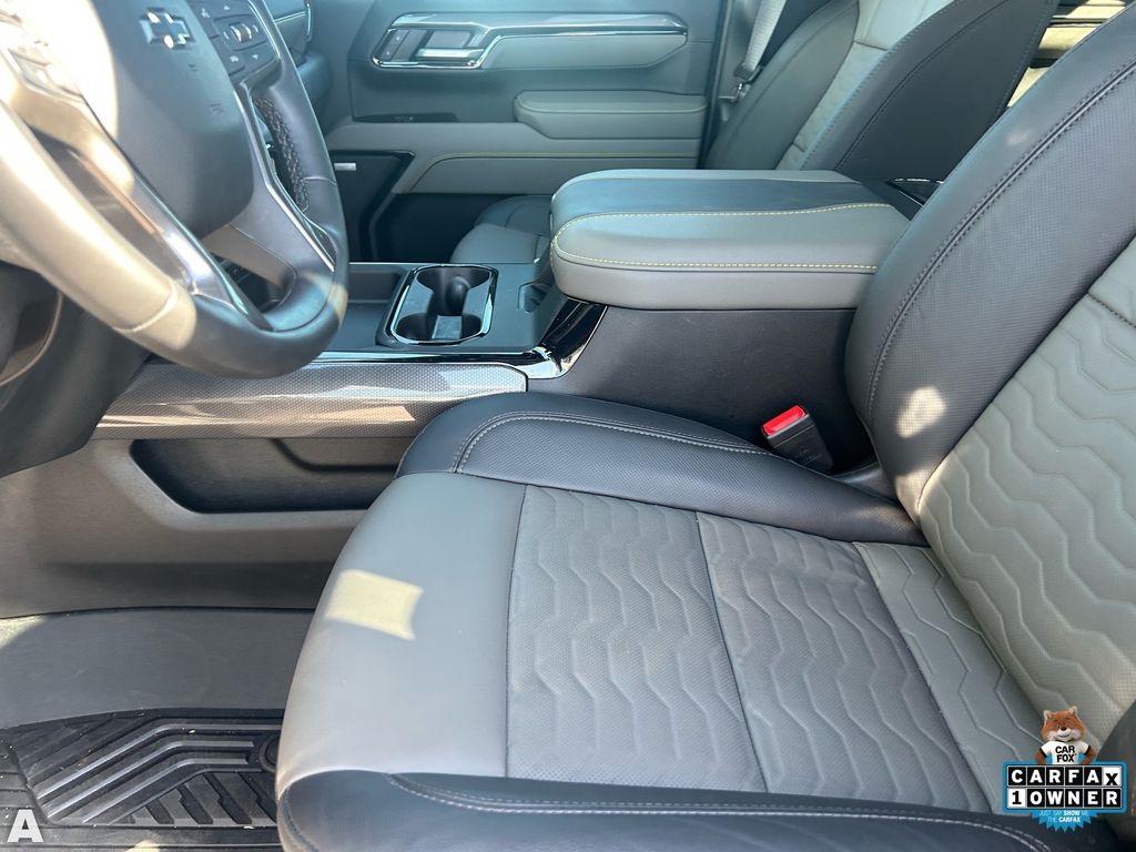 Used 2026 Black Chevrolet ZR2 image 19