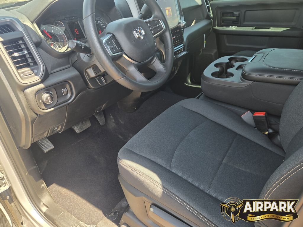 New 2026 Silver Zynith Ram Tradesman image 13