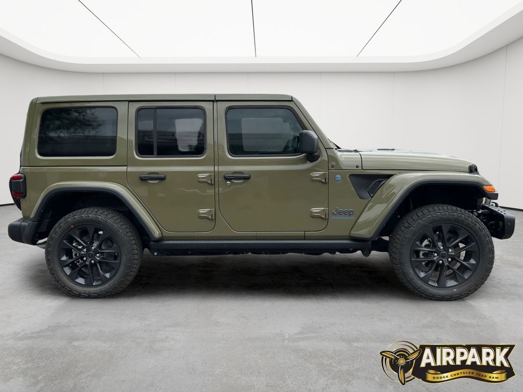 New 2025 41 Jeep Sahara image 3