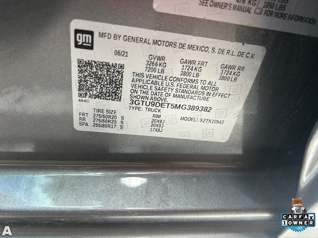 Used 2021 Satin Steel Metallic GMC SLT image 11