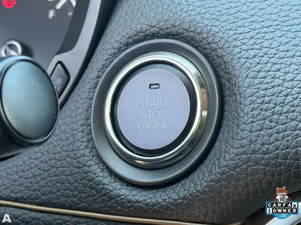 Used 2024 Platinum Mazda 3.3 Turbo Preferred Plus image 25