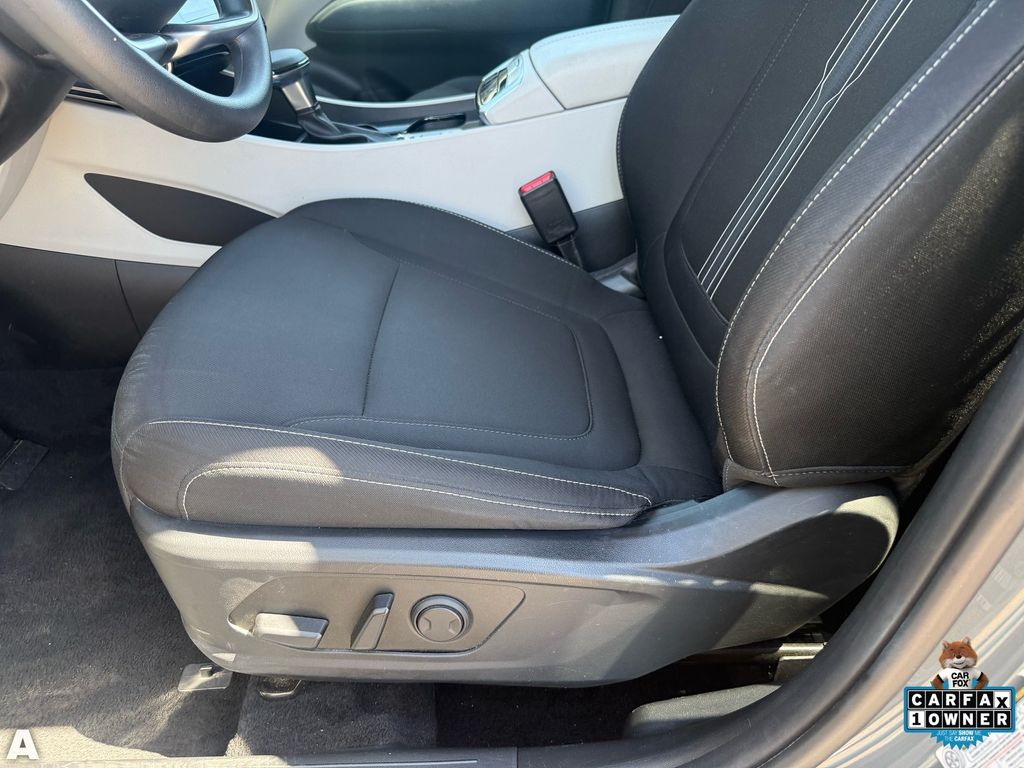Used 2024 Gray Hyundai SEL image 13