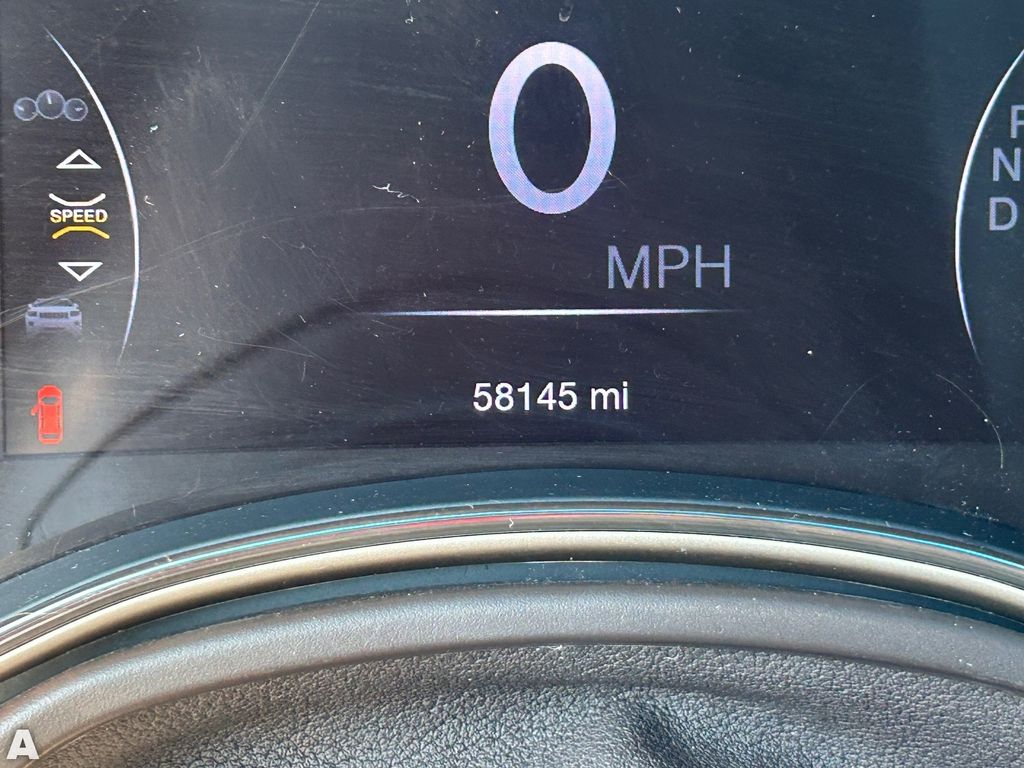 Used 2016 Ivory 3-Coat Jeep Summit image 31
