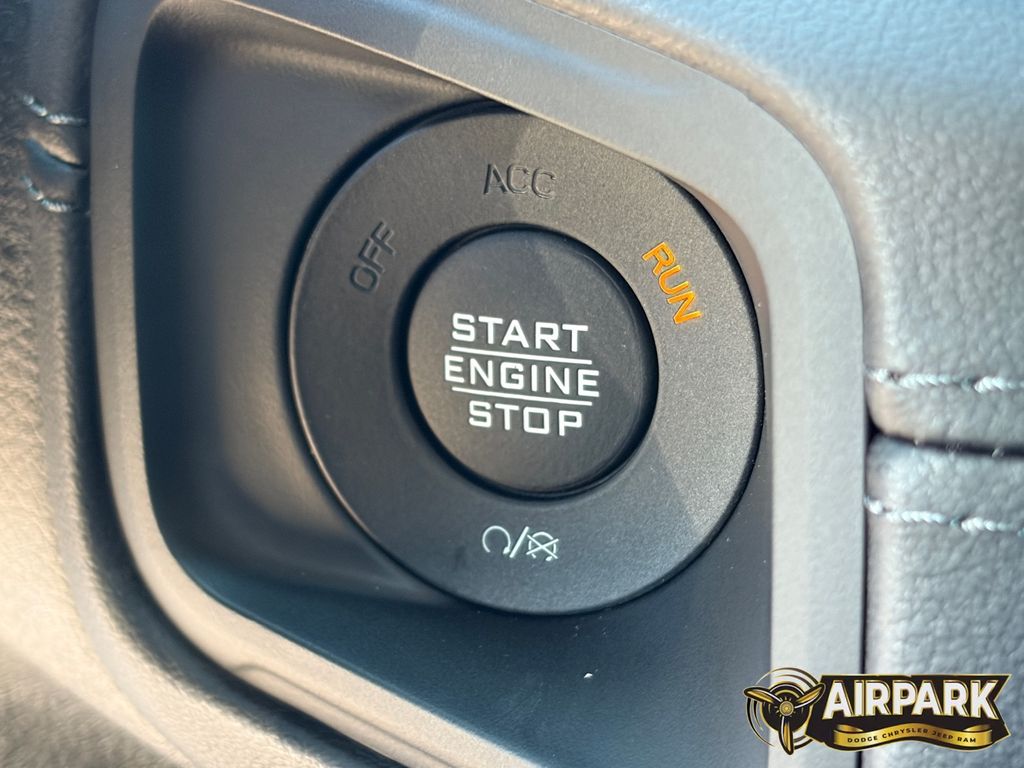 New 2026 Hydro Blue Pearlcoat Jeep Mojave image 35