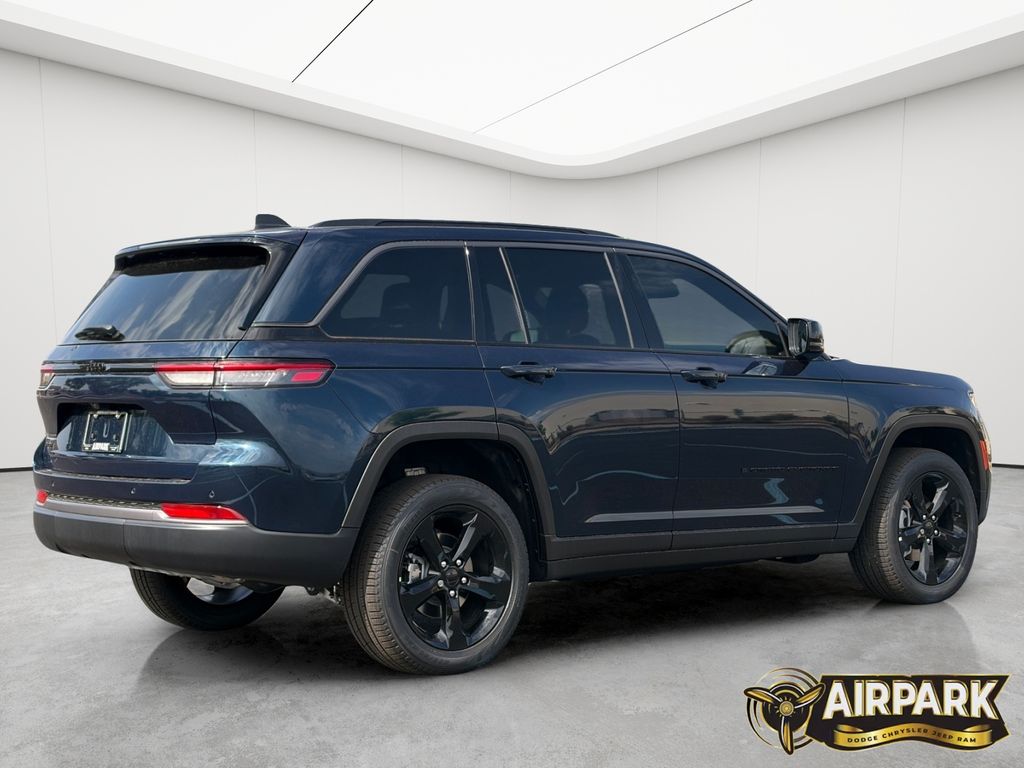 New 2026 Fathom Blue Pearlcoat Jeep Limited image 4