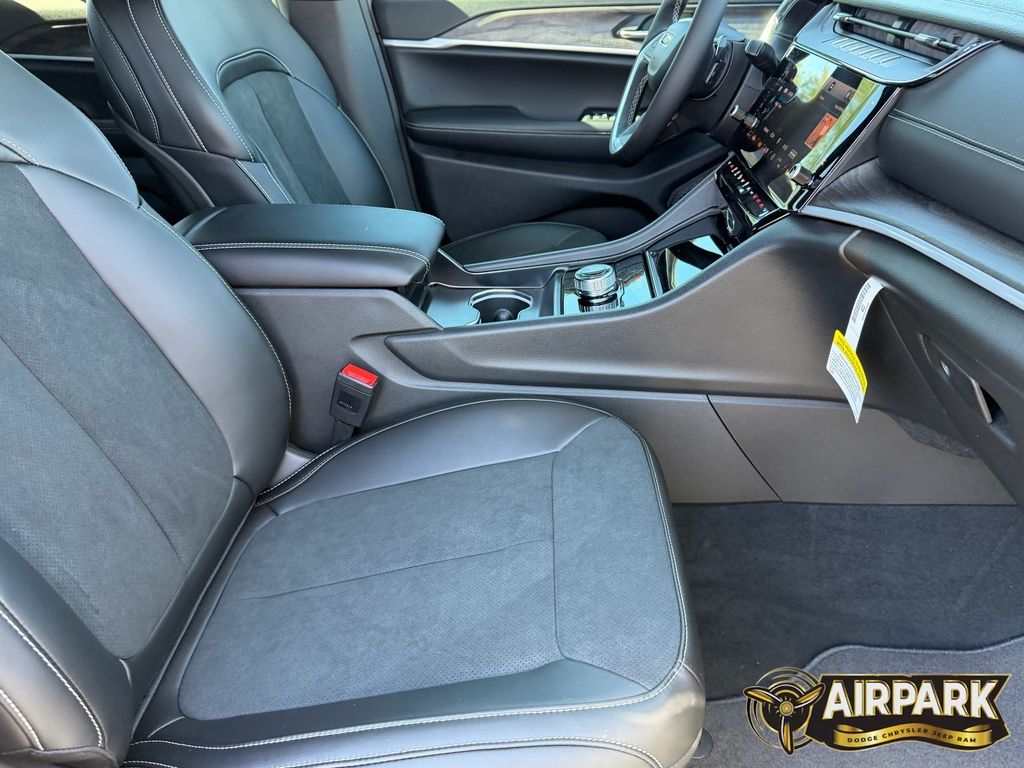 New 2026 Baltic Gray Jeep Laredo image 12