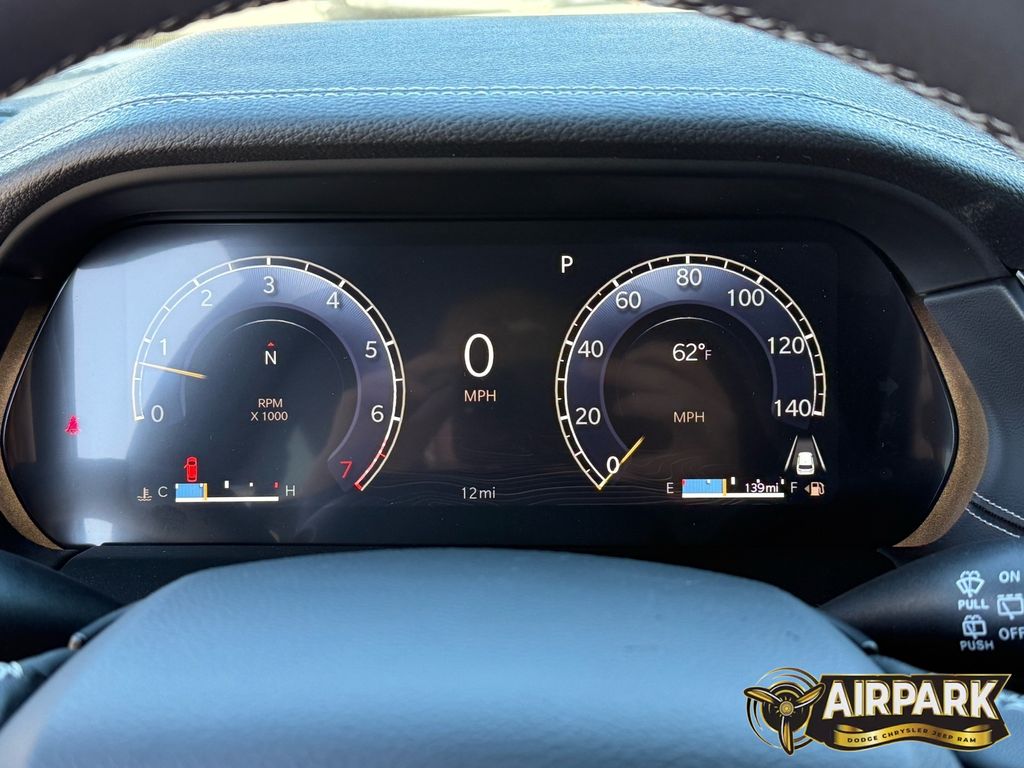 Used 2025 Silver Zynith Jeep Limited image 18